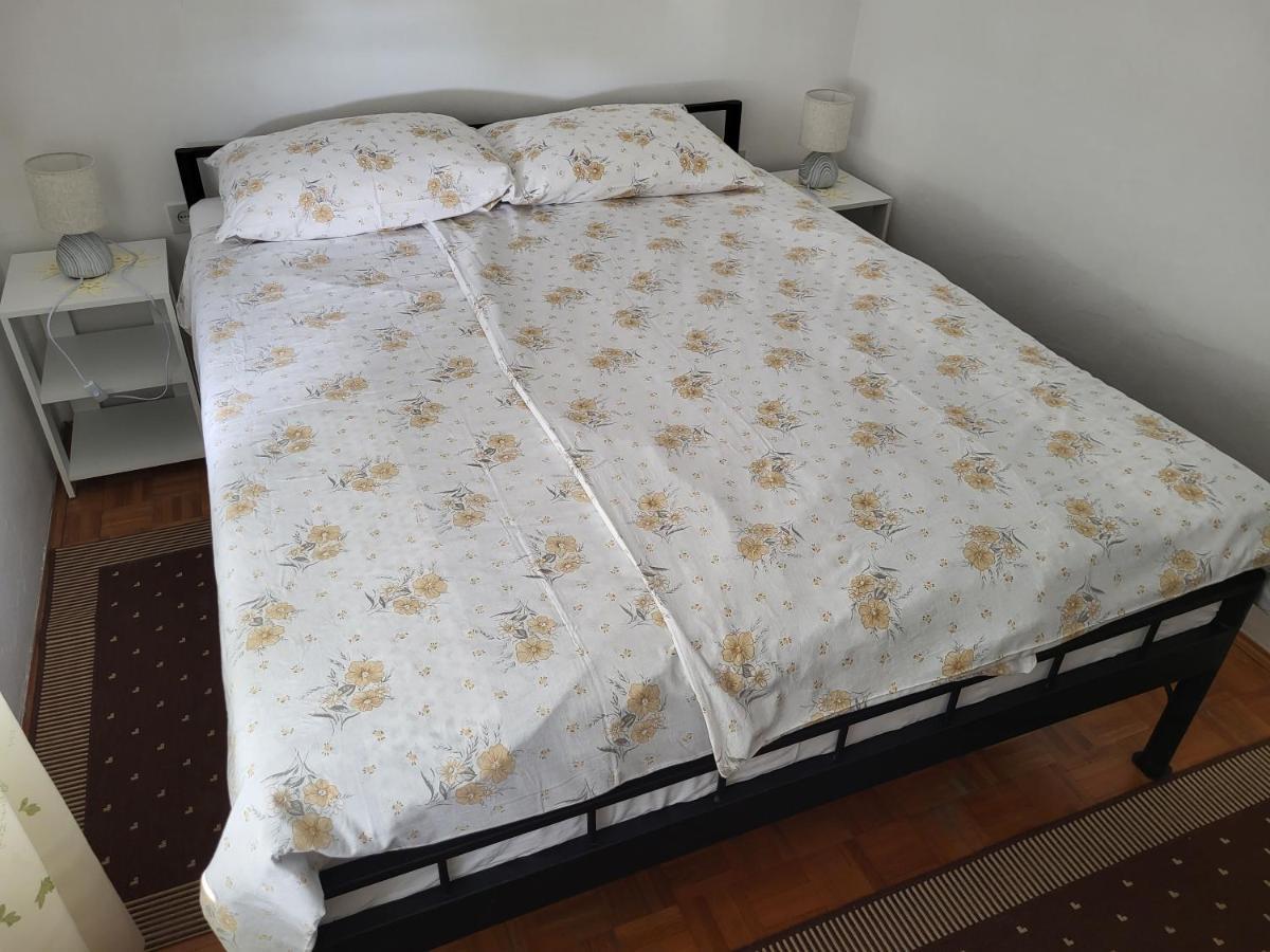 11 Ulica Drage Gervaisa Apartment Crikvenica Exterior foto